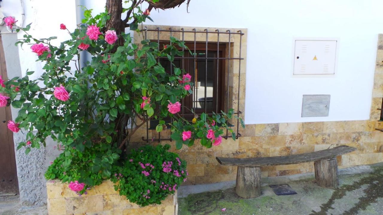 Vivienda Rural Fuente De Los Gusarapos Burunchel Eksteriør billede